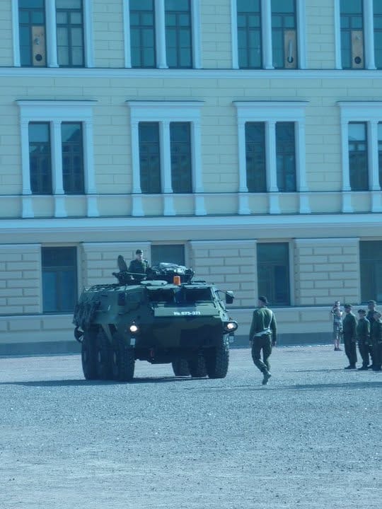 Valtakunnan kakkosbileet Reserviupseerikoulun kurssijuhla